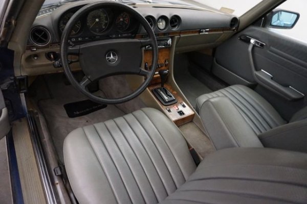 Mercedes-Benz 380
