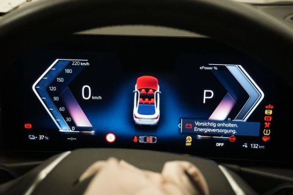 BMW i4