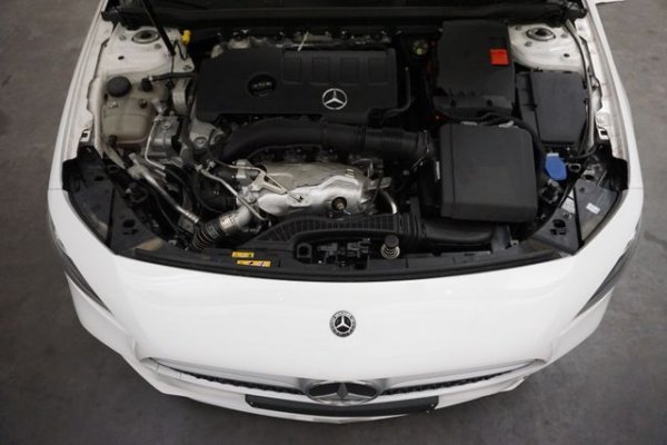 Mercedes-Benz A 220