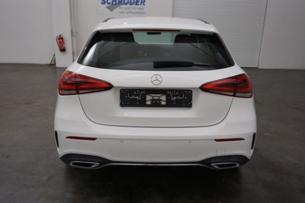 Mercedes-Benz A 220