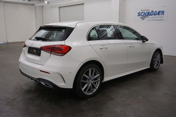 Mercedes-Benz A 220