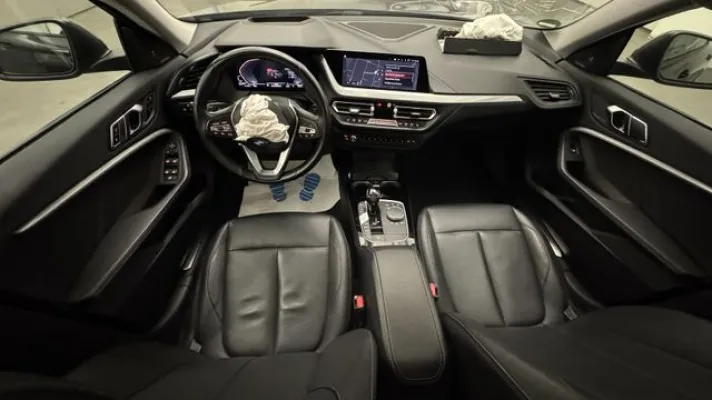 BMW 220