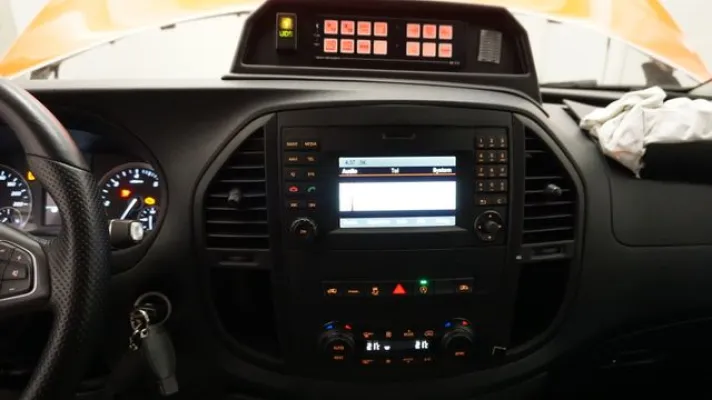 Vito Tourer 119 CDI Pro 4x4 lang Notarzt