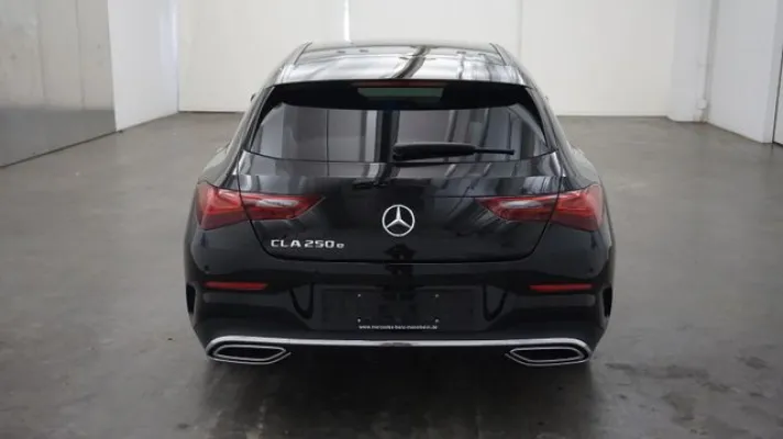 Mercedes-Benz CLA 250