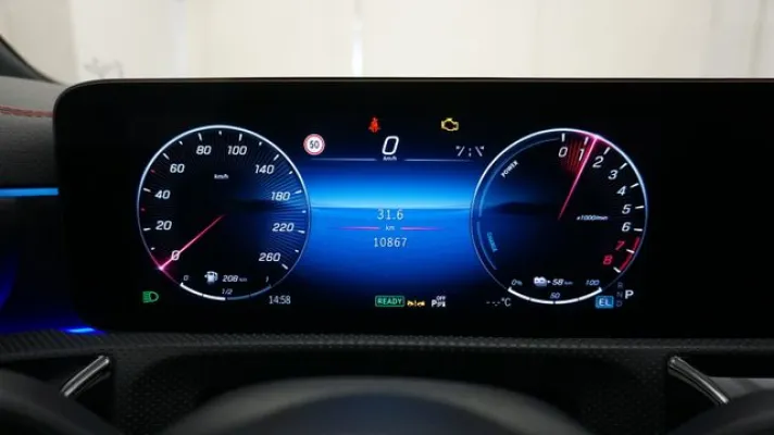 Mercedes-Benz CLA 250