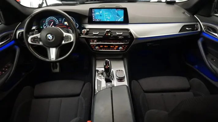 BMW 520