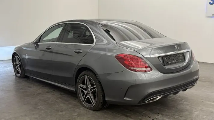 Mercedes-Benz C 200