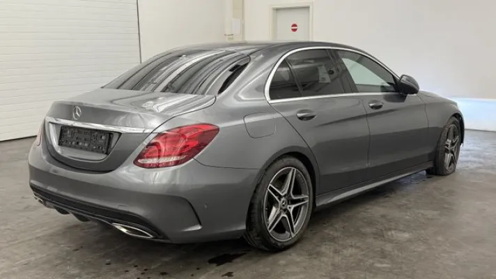 Mercedes-Benz C 200