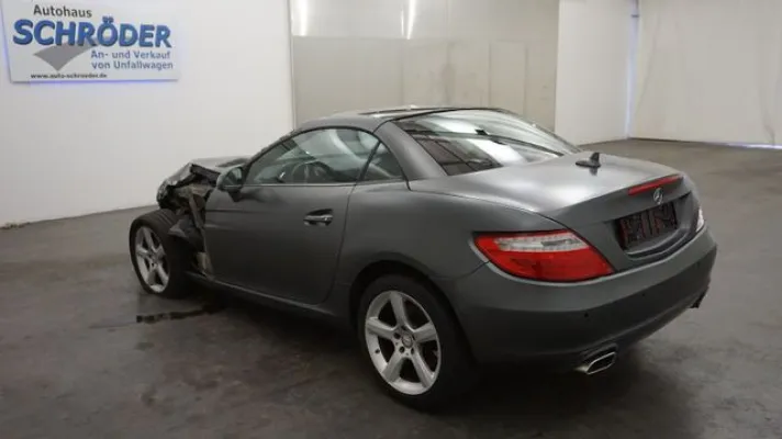 Mercedes-Benz SLK 200
