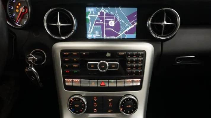 Mercedes-Benz SLK 200
