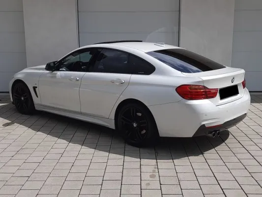 BMW 425
