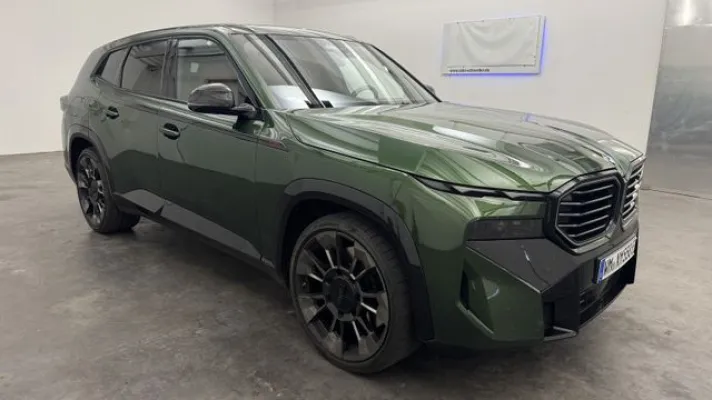 BMW XM