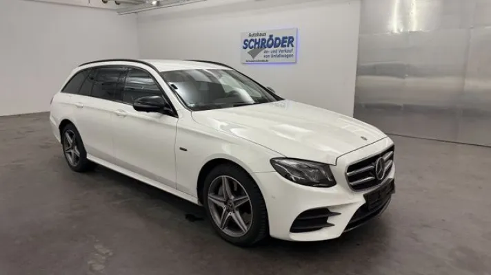 Mercedes-Benz E 300