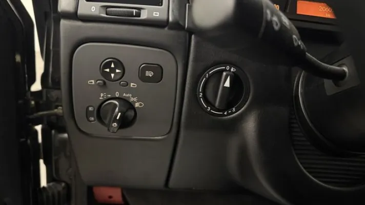 Mercedes-Benz G 500