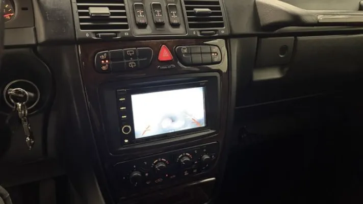 Mercedes-Benz G 500