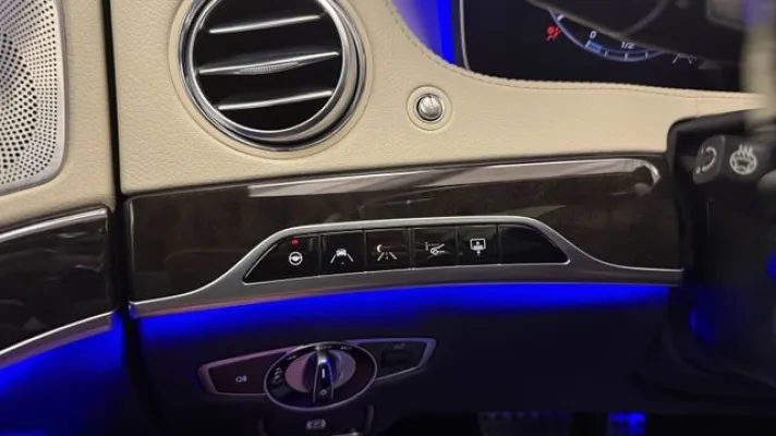 Mercedes-Benz S 400