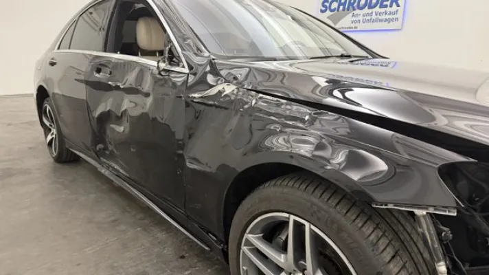 Mercedes-Benz S 400