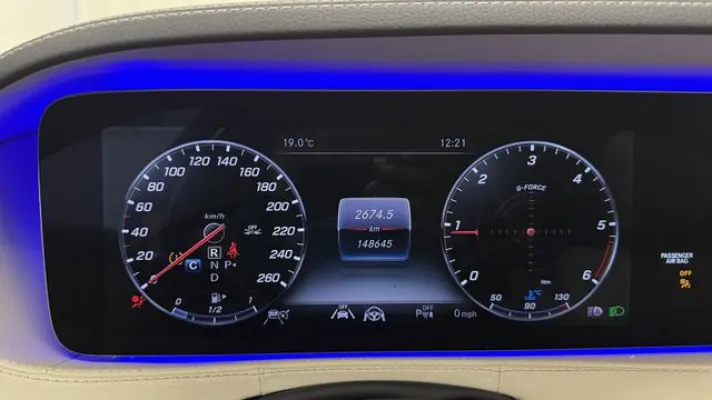 Mercedes-Benz S 400