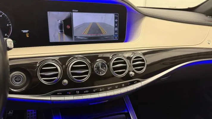 Mercedes-Benz S 400