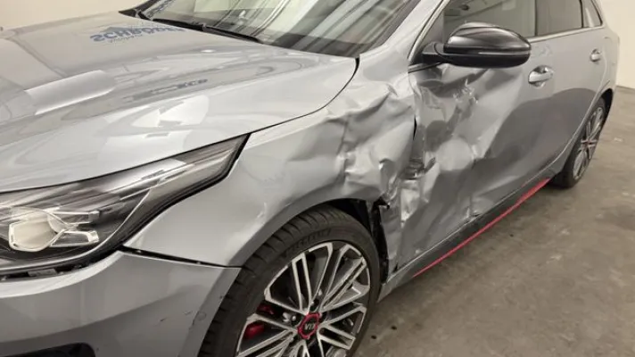 Kia pro cee'd / ProCeed