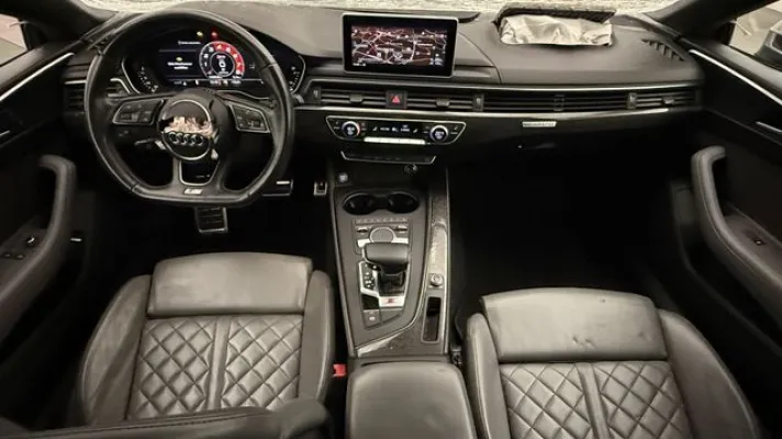 Audi S5