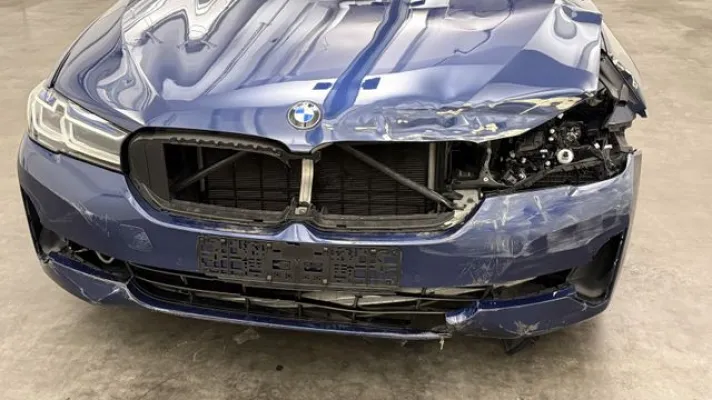 BMW 530