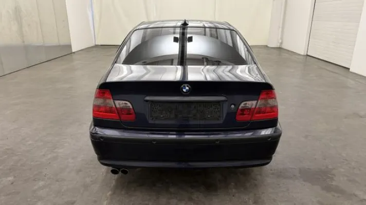 BMW 325