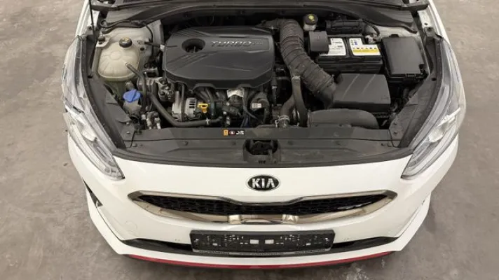 Kia pro cee'd / ProCeed